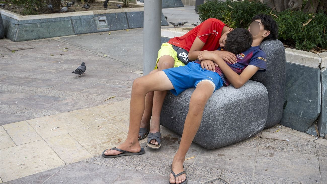 Vecinos de Ceuta niegan al Gobierno que habla de "normalidad" en la ciudad