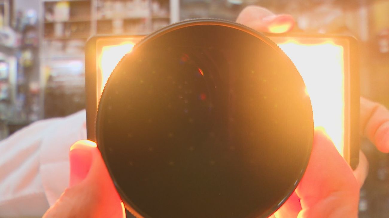¿Puedo grabar o hacer fotos del eclipse con un móvil?