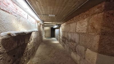 Así ha quedado el refugio antiaéreo de la Plaza de Cervantes de Alcalá tras la restauración