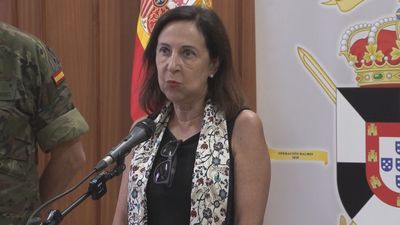 Tensión en el Gobierno por el pulso de Robles con Moncloa