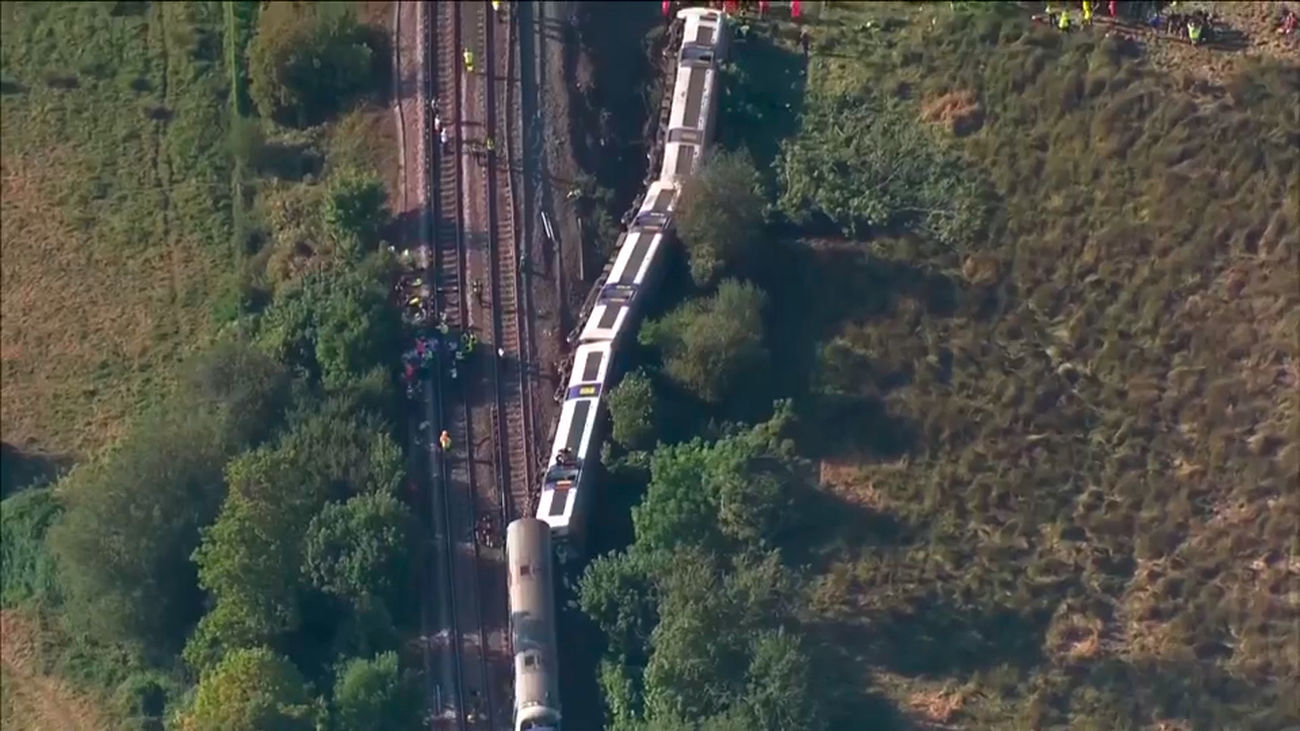 Descarrila un tren en el sur de Inglaterra sin víctimas mortales ni heridos graves