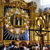 Todo listo para el gran día de La Paloma, la Virgen a la que le gusta "cruzar la mirada con sus hijos"