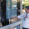 La Comunidad de Madrid instala mapas interactivos en las marquesinas para mejorar la información de los viajeros