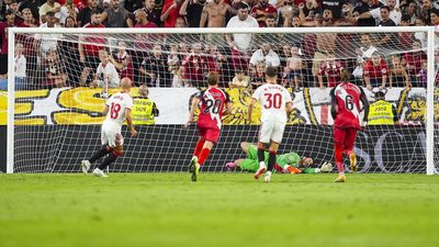 2-1. El Sevilla remonta al Rayo Vallecano con dos goles de penalti