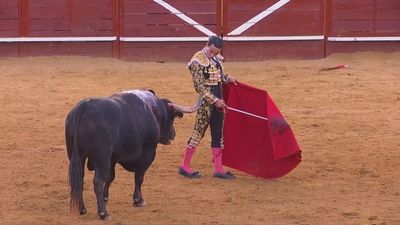 Así fue la faena con la que Joaquín Galdós cortó la única oreja en Cenicientos
