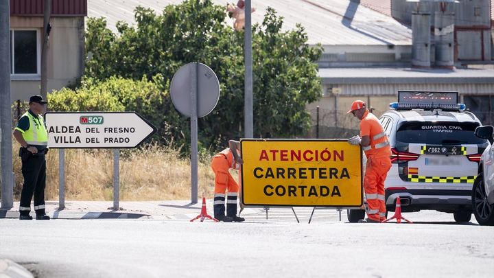 Corte de la M507 a la salida de Villamantilla dirección Aldea del Fresno