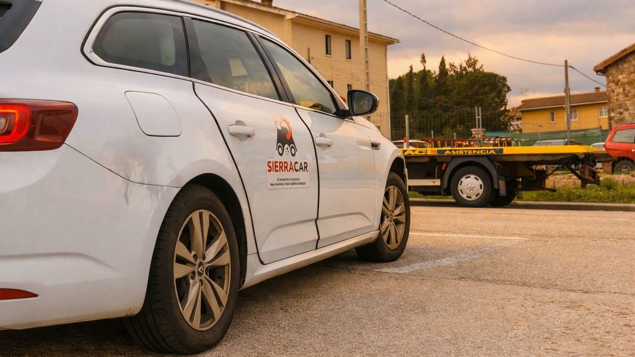 SierraCar, el taxi a demanda que triunfa en la Sierra Norte de Madrid, ya supera los 55.000 usuarios