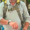 Alcalá protege a sus trabajadores del calor con cien pulseras inteligentes