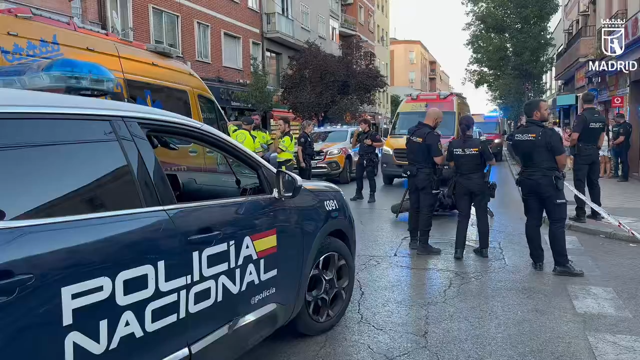 Herida grave una mujer de 64 años tras ser atropellada por una moto en Usera