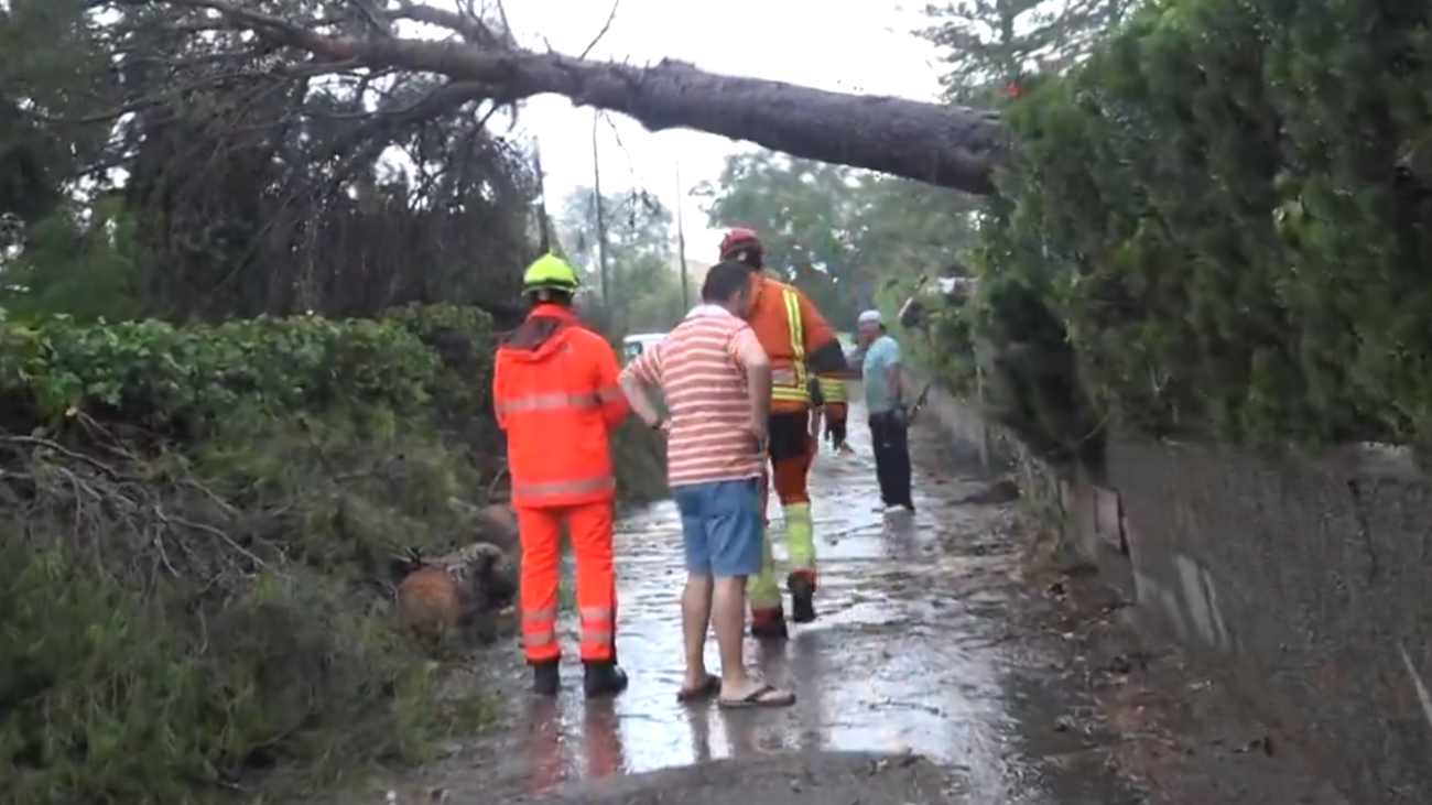 Reventones térmicos sorprenden a varias localidades españolas con fuertes vientos y lluvias