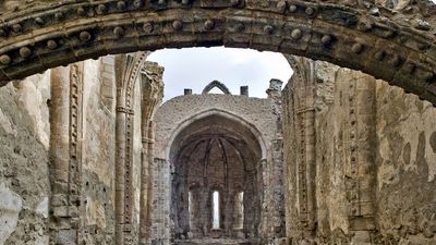 Reabre el Monasterio de Santa María la Real de Valdeiglesias tras el incendio de la Sierra Oeste
