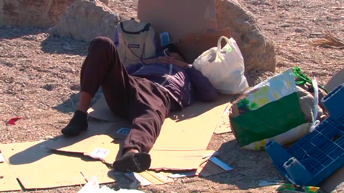 El  miedo a pisar la calle cambia la rutina de los ceutíes, con sus niños encerrados en casa