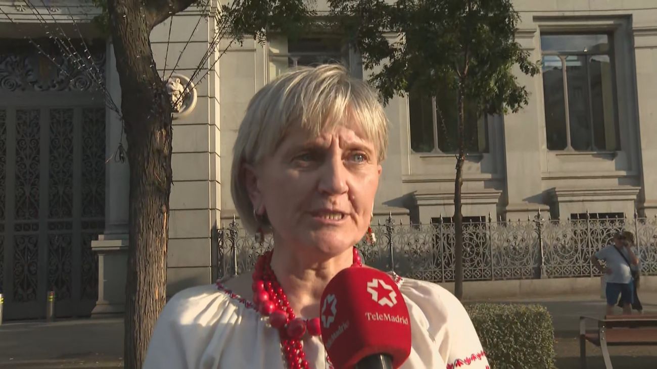 Los ucranianos afincados en Madrid celebran el día de su independencia en la Puerta del Sol