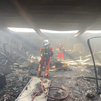Un incendio en una nave industrial de Collado Villalba obliga a movilizar a siete dotaciones de bomberos