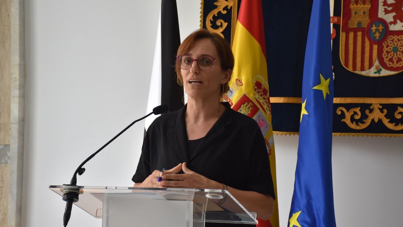 Sanidad pide vacunas para Ceuta a las comunidades autónomas