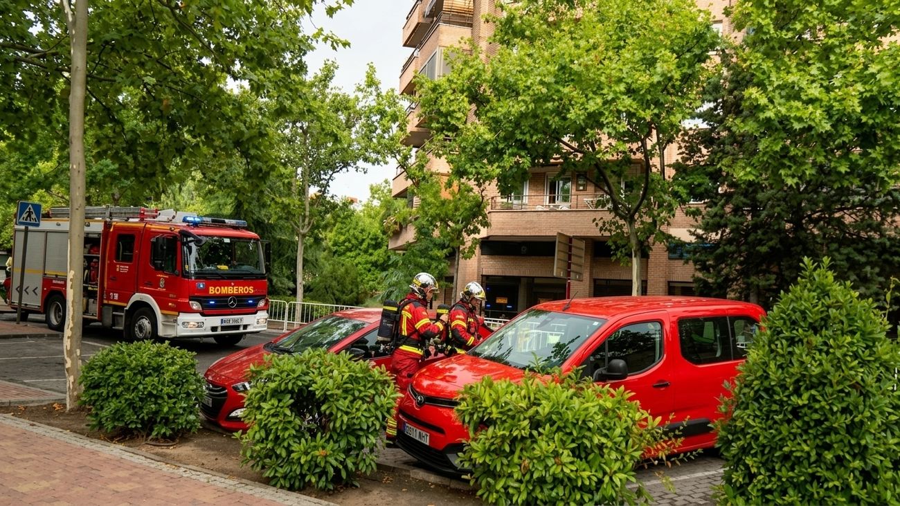 Las llamas de un piso de Tres Cantos obligan a desalojar un edificio