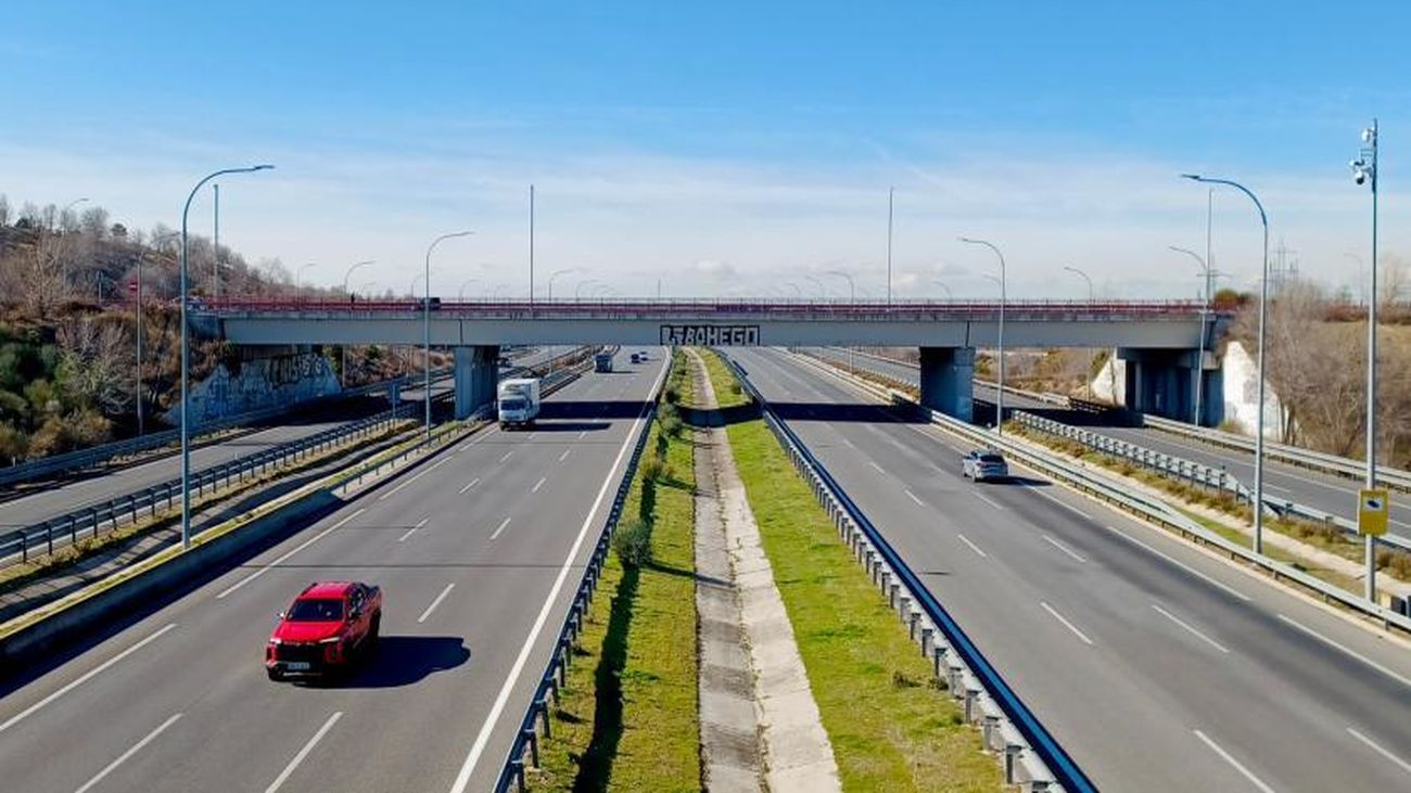 Puente sobre la M-45 en Madrid