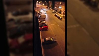 Carreras ilegales, ruido y droga: los vecinos de una calle de Collado Villalba denuncian noches sin descanso