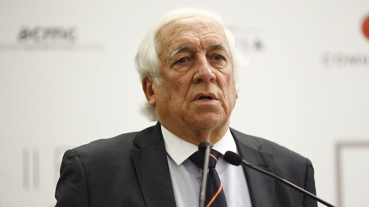 Empresarios y políticos despiden a Carlos Espinosa de los Monteros, padre del exdirigente de Vox e impulsor de la Marca España