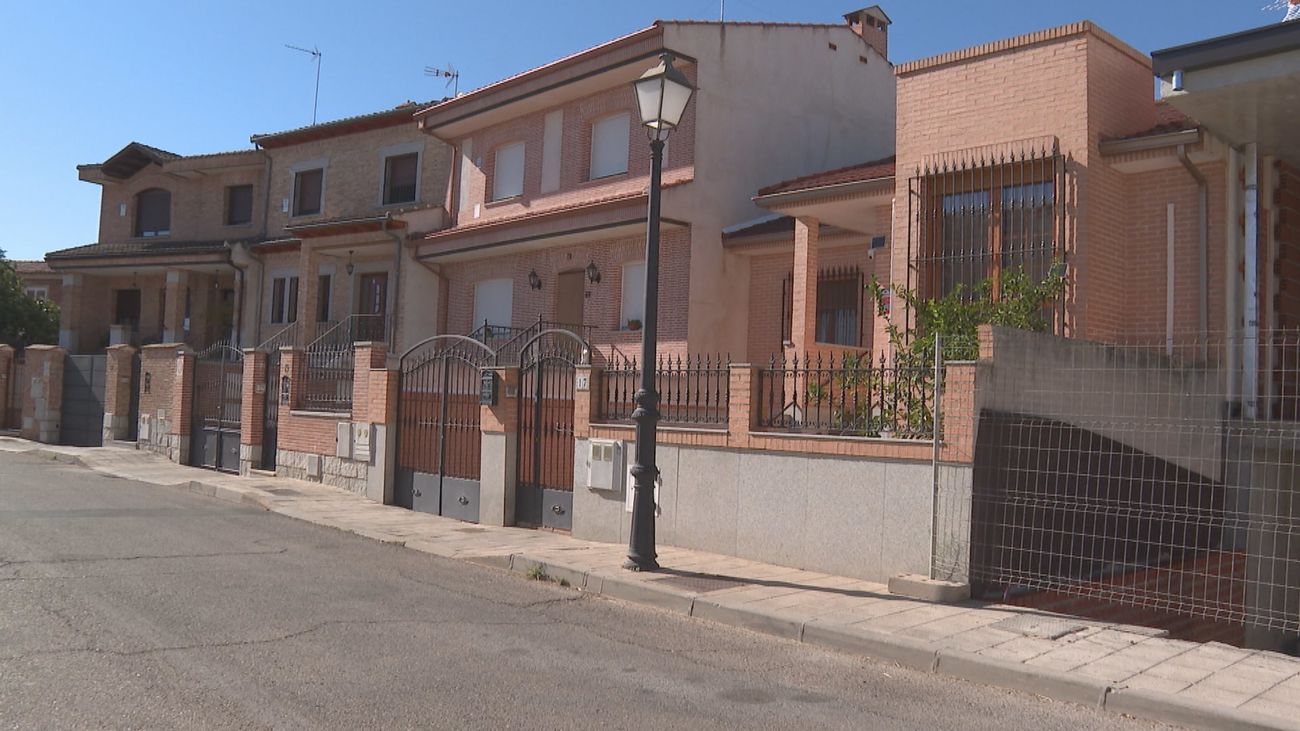 Una madre y su hija enfrentadas por un chalet comprado en Navalcarnero