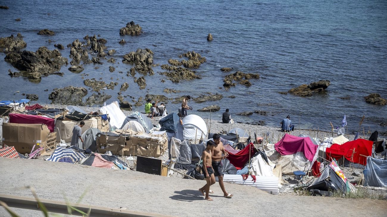 Madrid reprocha al Gobierno la falta de información sobre el traslado de menores de Ceuta a la Península