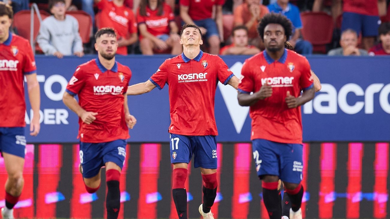 Budimir celebra su gol ante el Getafe