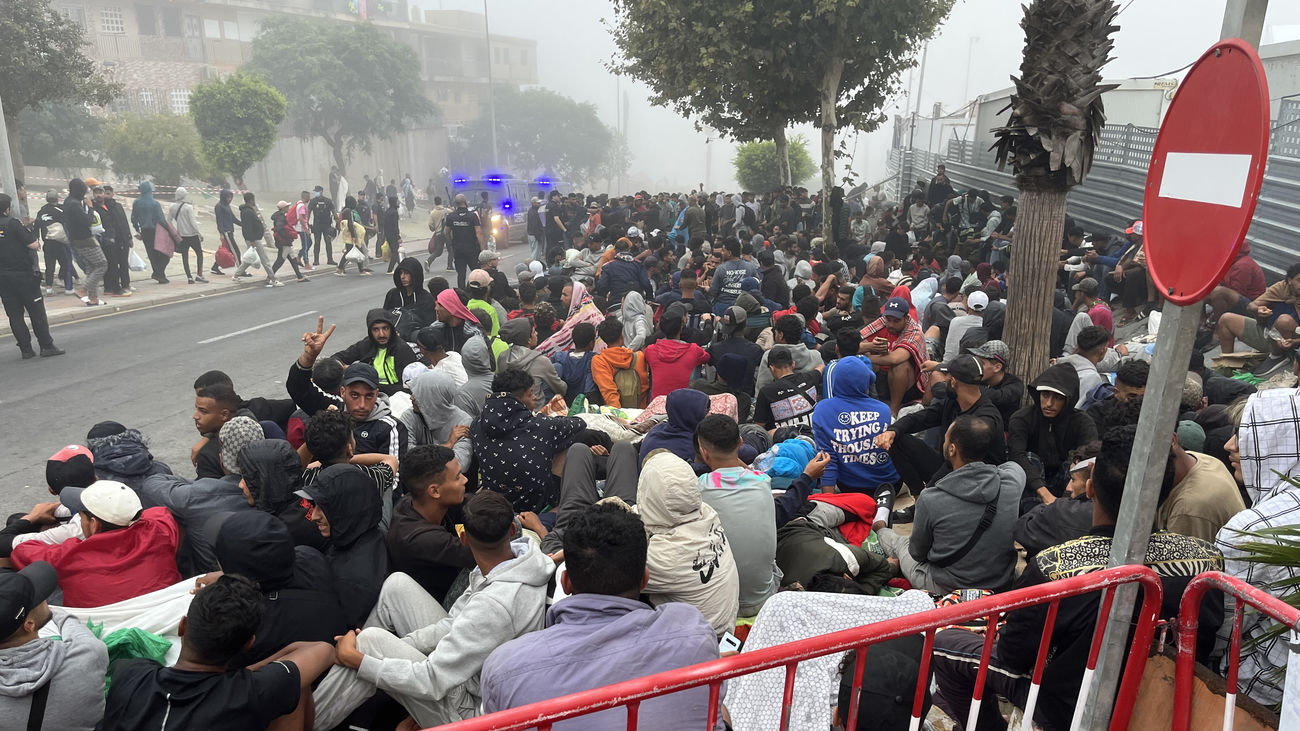 Un informe policial del Centro Nacional de Inmigración  desmonta la versión del Gobierno e implica a Marruecos en el asalto a Ceuta