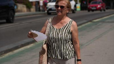 Los avisos por calor vuelven a activar la alerta naranja este vienes en Madrid