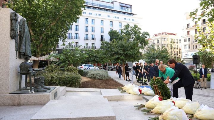 Madrid recuerda a los diez 'héroes' fallecidos en el incendio de los Almacenes Arias en 1987
