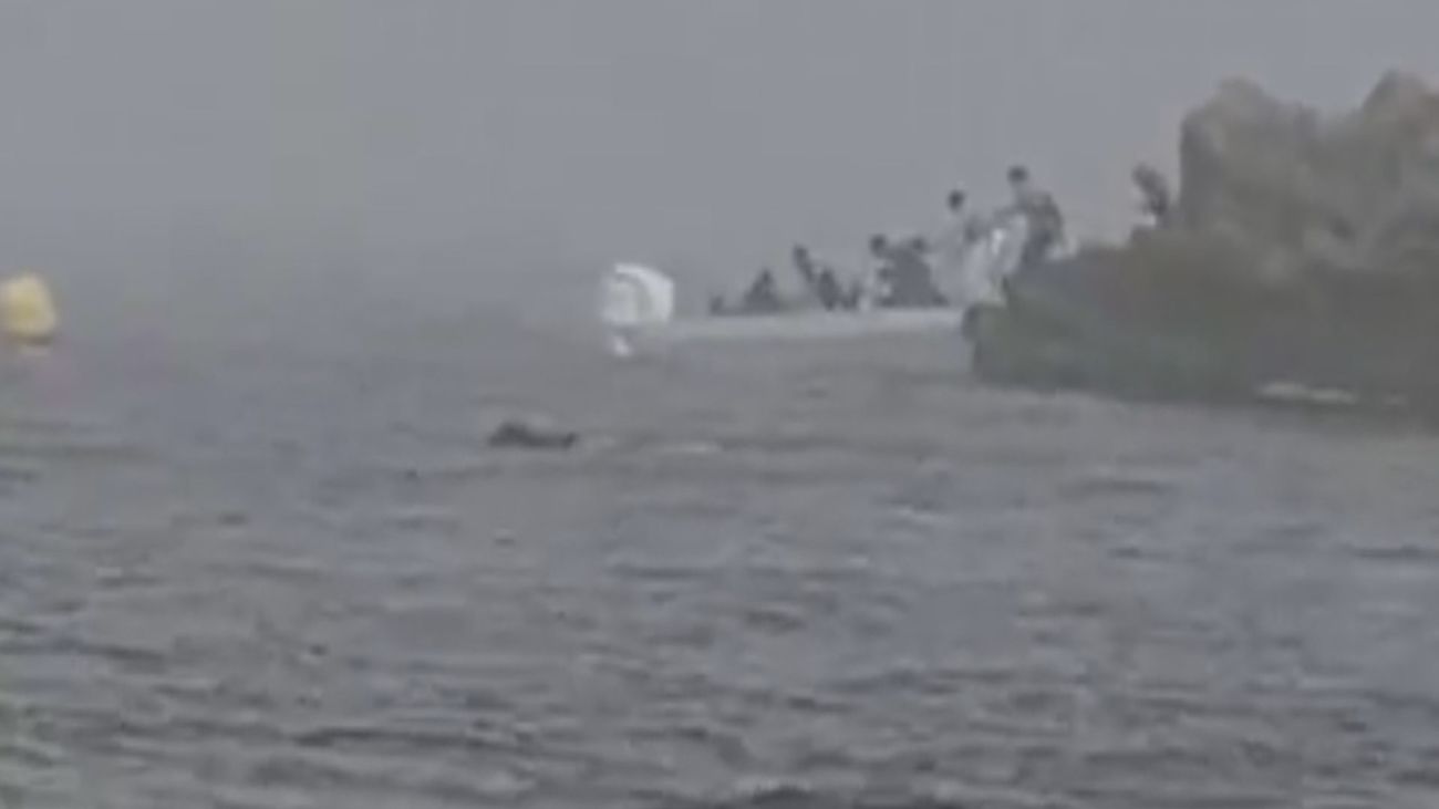 Las mafias aprovechan la niebla en el Estrecho para trasladar inmigrantes de Ceuta a la Península en narcolanchas
