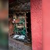 Robo con fuerza en una frutería de Fuenlabrada: los comerciantes alertan de una oleada de 'alcantarillazos' en la zona