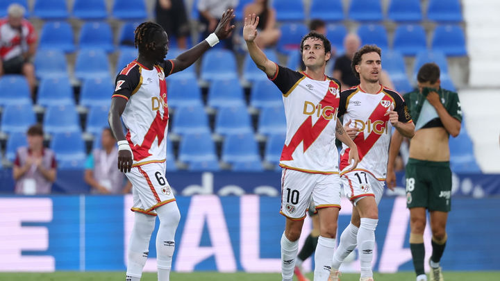 El Rayo Vallecano "confía" en volver a Vallecas frente al Espanyol