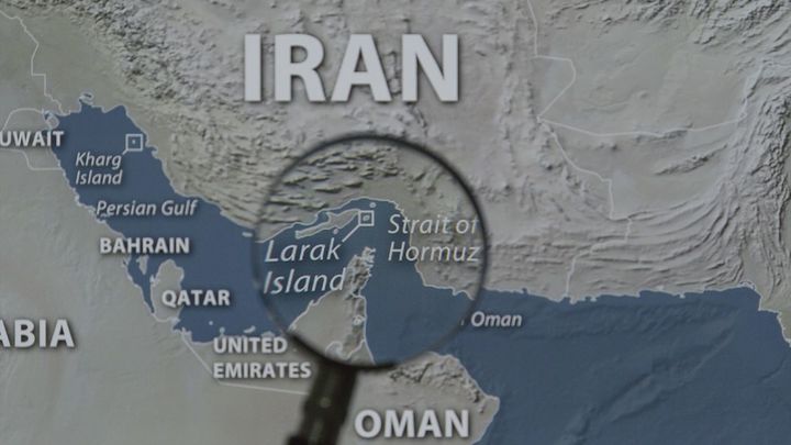 Irán ataca dos buques y bases estadounidenses en Jordania y una decena de barcos en Ormuz