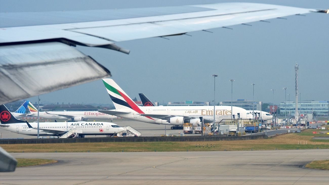Aviones en la Terminal 5 del aeropuerto de Heathrow