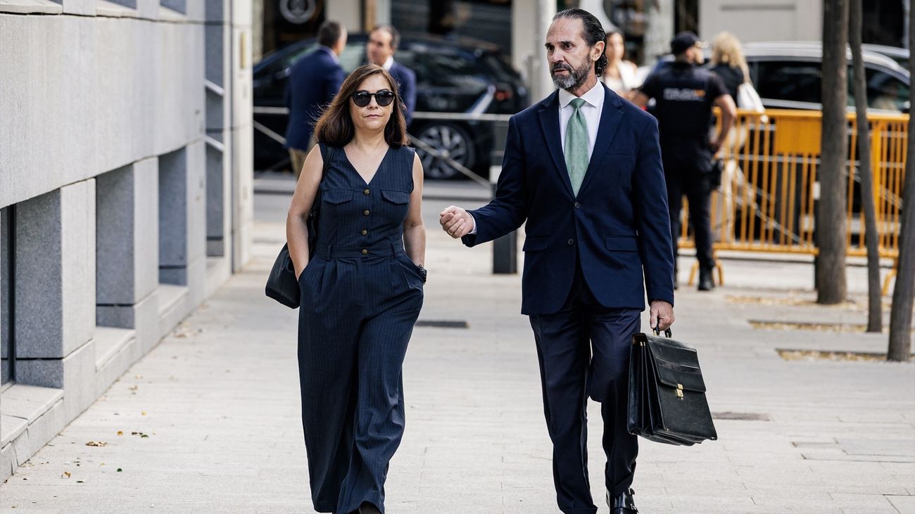 La gerente del PSOE carga las culpas a Cerdán de los encargos y pagos a imputados del 'caso Leire'