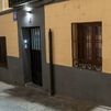 Vecinos de Lavapiés denuncian drogas y prostitución en un bloque de viviendas
