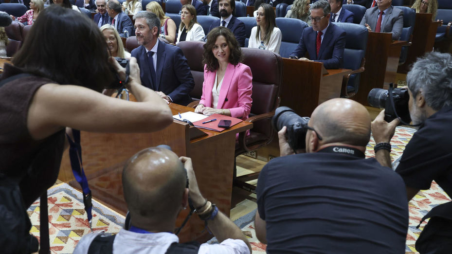 Ayuso ataca a Sánchez por "no hacer nada" ante "un aviso de invasión" en Ceuta