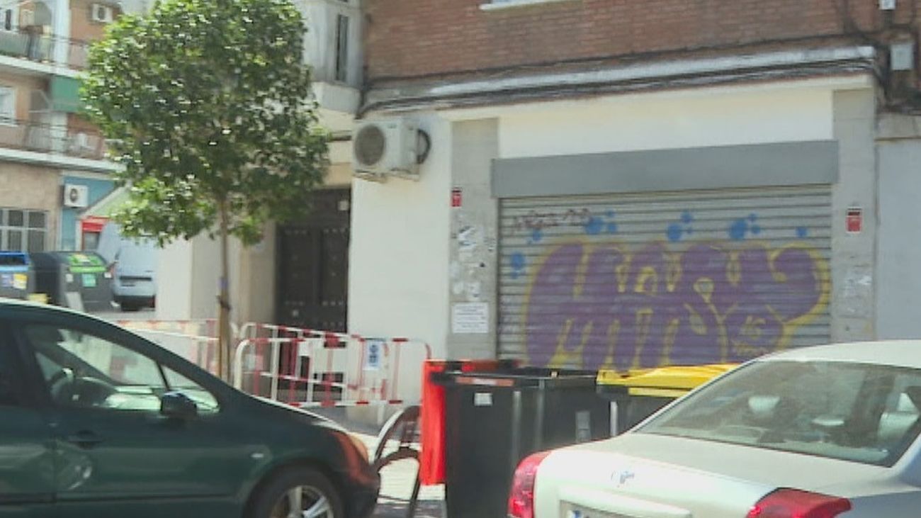 Tres heridos, uno grave, tras una agresión con arma blanca en una vivienda en el Puente de Vallecas