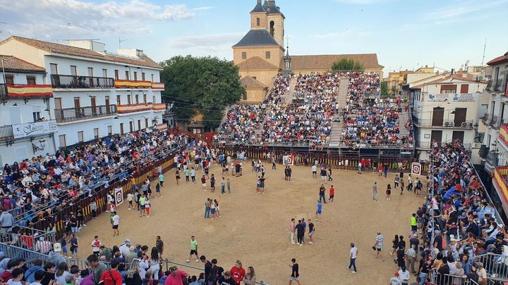 Herido grave por asta de toro un corredor en el primer encierro de Arganda del Rey