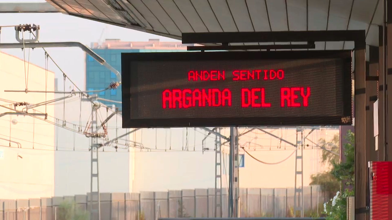 Interrumpida la línea 9 de Metro entre Puerta de Arganda y Sainz de Baranda