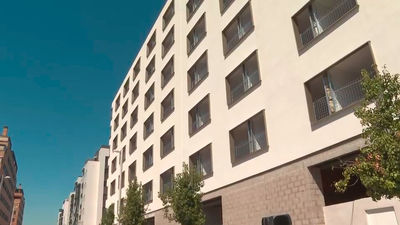 Feijóo visita El Cañaveral y pone a Madrid como modelo de su política de vivienda
