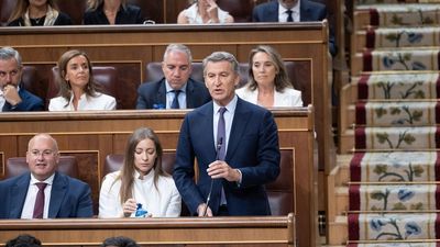 Feijóo urge a Sánchez a devolver a inmigrantes porque Rabat los acepta y le pregunta si ha hablado con Marruecos