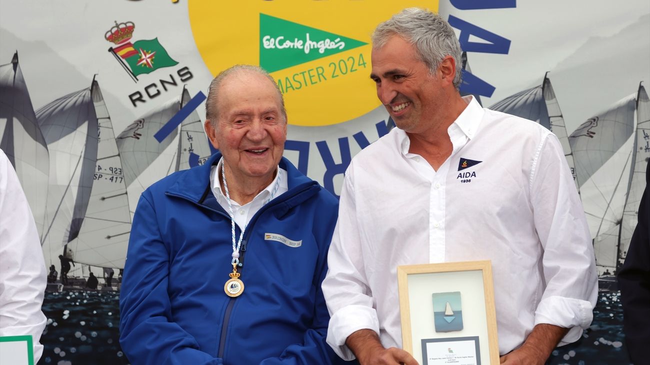 Juan Carlos I preside la entrega de trofeos de la Regata Rey Juan Carlos I El Corte Inglés Máster en 2024