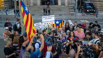 El votante del 1-O que perdió un ojo dice que el disparo de la policía fue en "represalia"