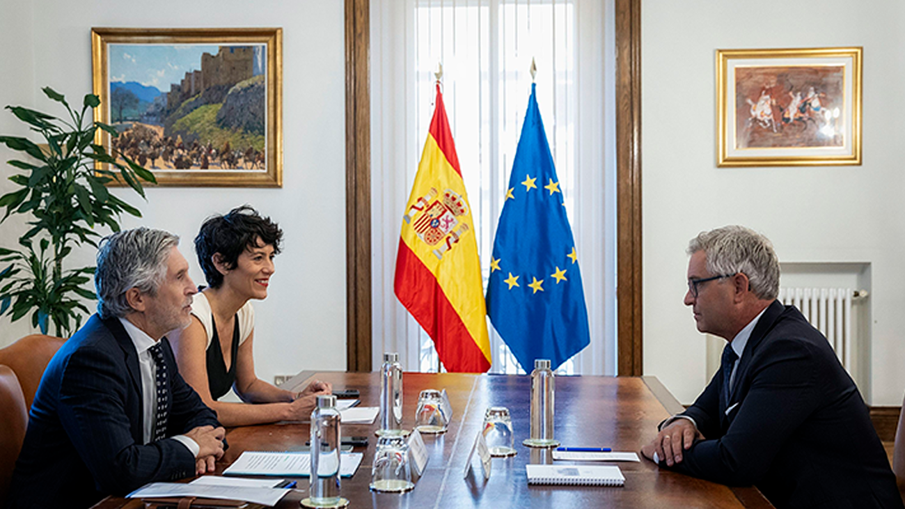 Marlaska pide a Bruselas cambios legislativos para acelerar retornos en crisis como Ceuta