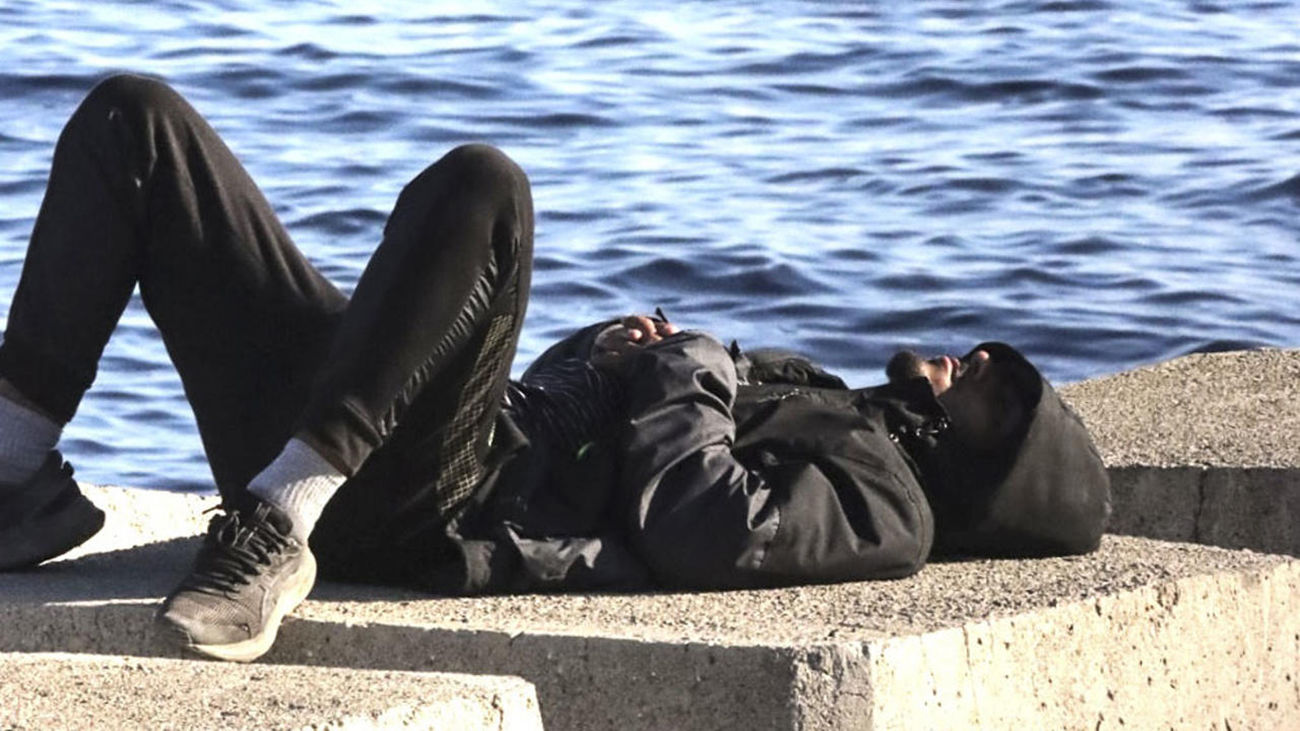 Situación límite en Ceuta con riesgo de apagón en el puerto y comerciantes desesperados