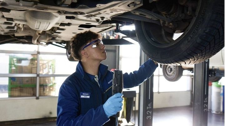 España sufre en el taller: se buscan hasta 20.000 mecánicos