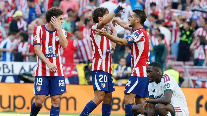 2-1. Grimaldo y Jonathan David dan el derbi al Atlético frente al Real Madrid