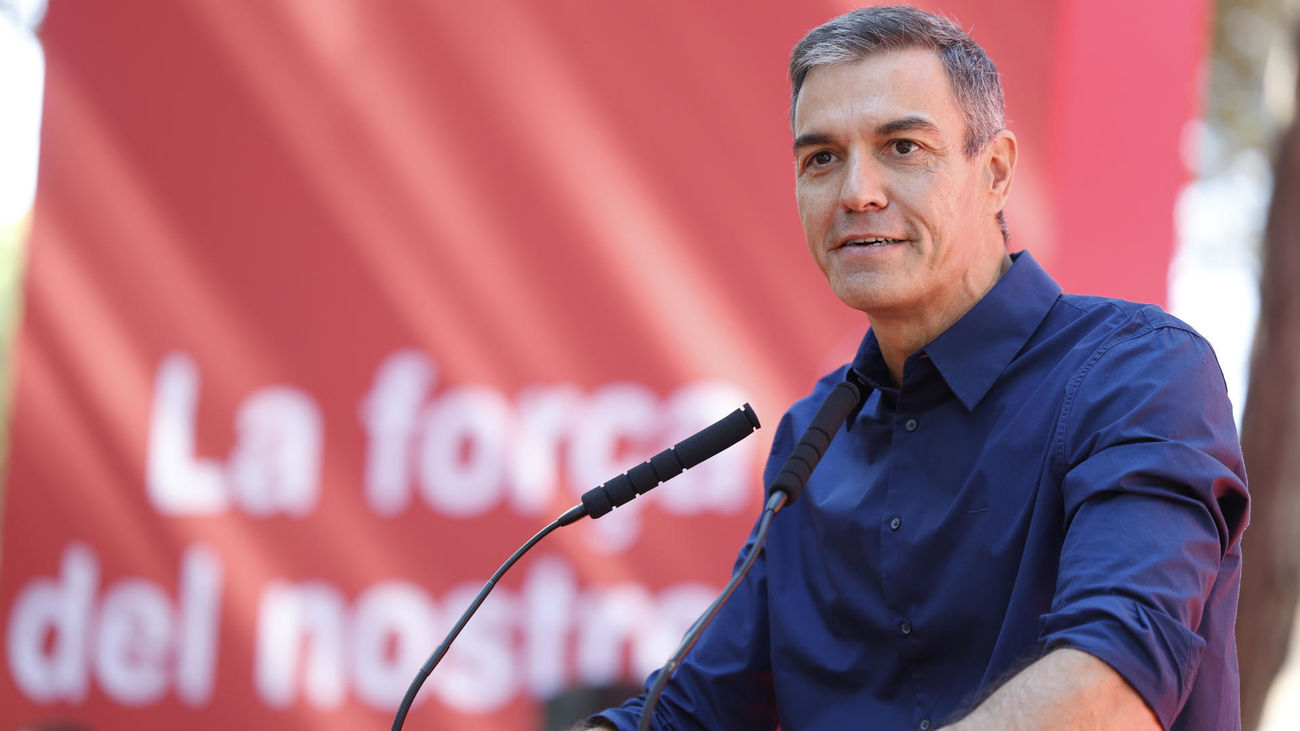 Sánchez defiende su gestión y Feijóo dice que cerrará la frontera a los inmigrantes ilegales