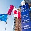 Banderas de Canadá y de la Unión Europea